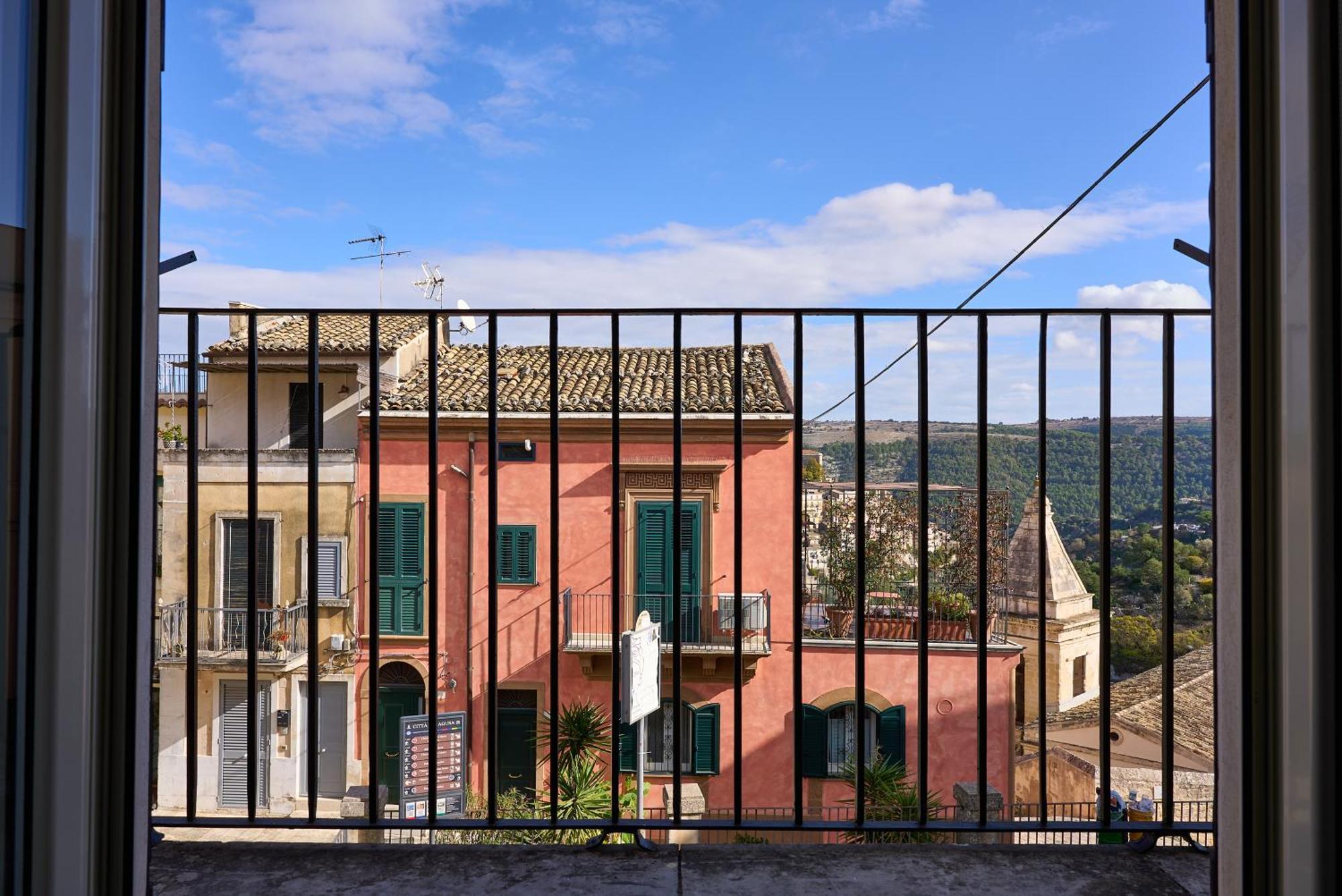 Le Scale Sul Barocco Hotel Ragusa Eksteriør billede